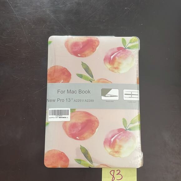 MacBook New Pro 13” peaches design hardshell case - Picture 3 of 3